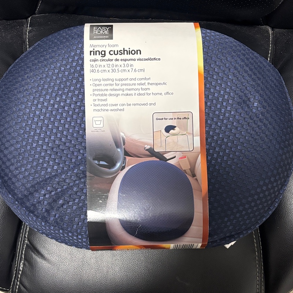 NWT - Easy Home Memory Foam Ring Cushion